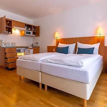 Club Am Kreischberg Hotell Lutzmannsdorf